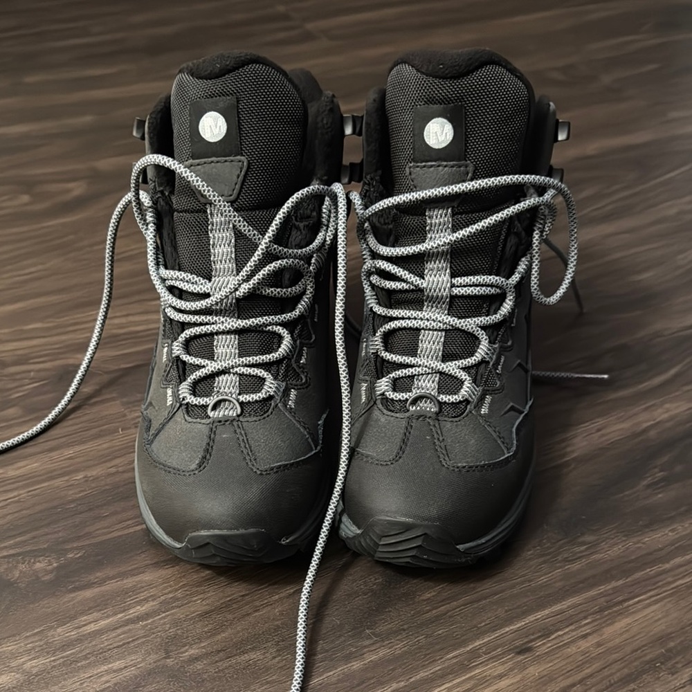 Merrell Hiking Boots with Light Gray Laces
